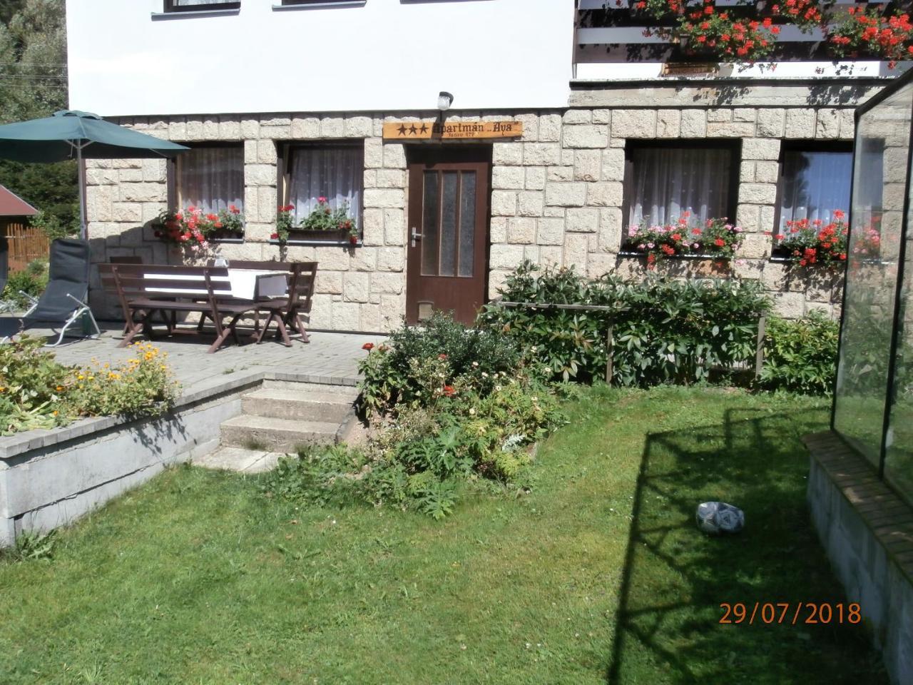 Apartman Aya Janov nad Nisou Exterior foto